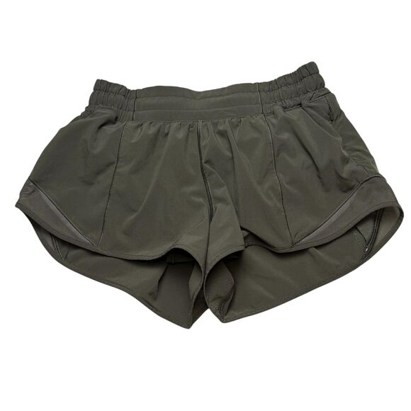 Lululemon Hotty Hot Low-Rise 2.5" Short *Army Green - Picture 2 of 9